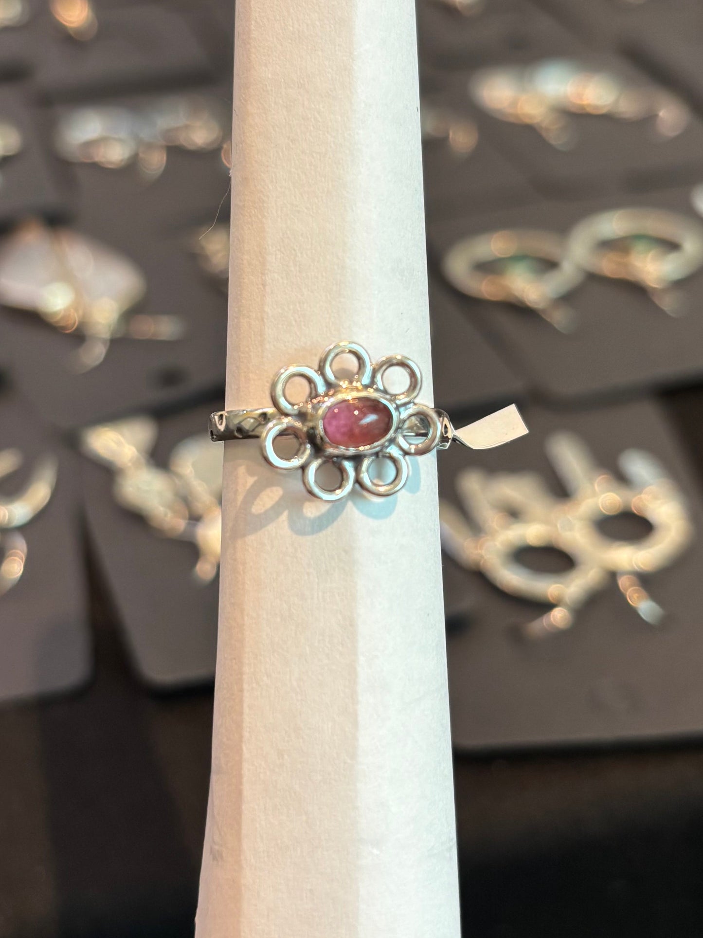 Flor de turmalina ajustable