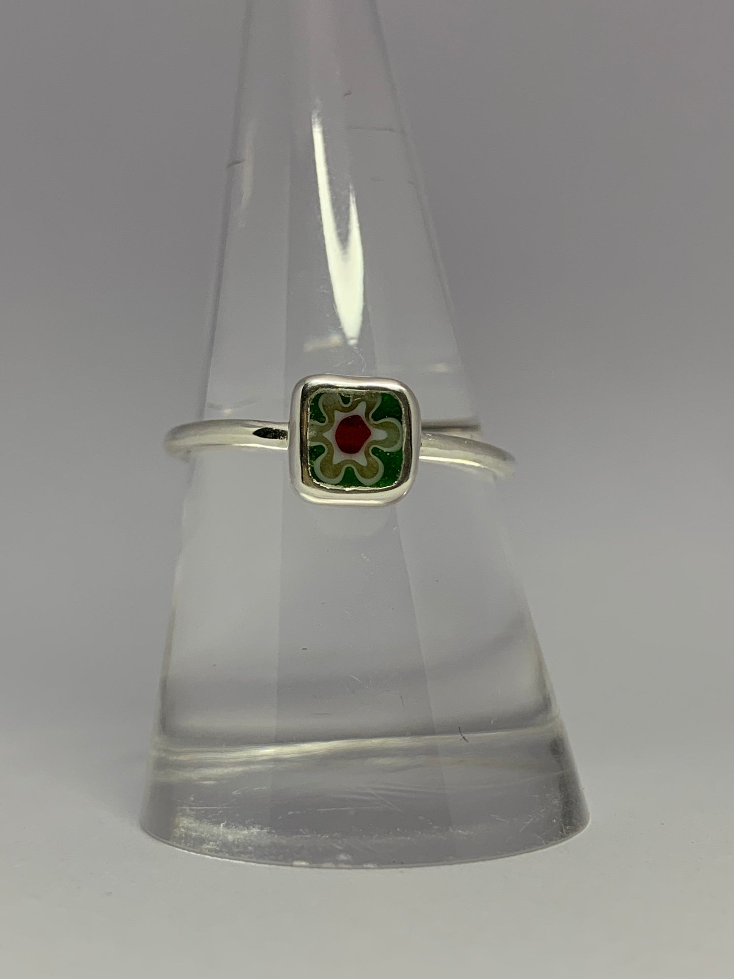 Sortija con verde